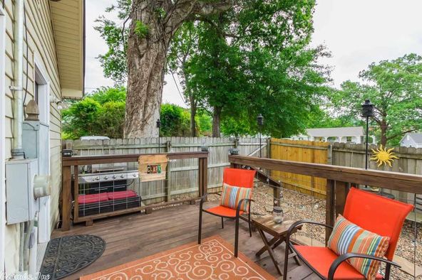 1006 Circle Dr, Benton, AR 72015